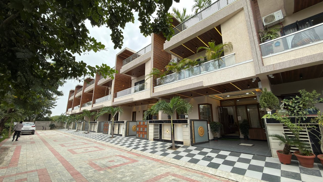 New Latest 150 Gaj Ultimate House Design | Luxury Villas In Gated Society With Garden & Home Theatre