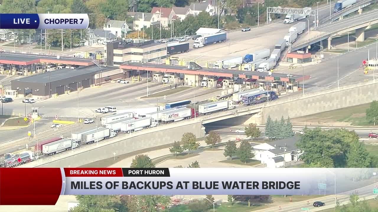 Massive delays at Blue Water Bridge after system outage in Canadian Customs