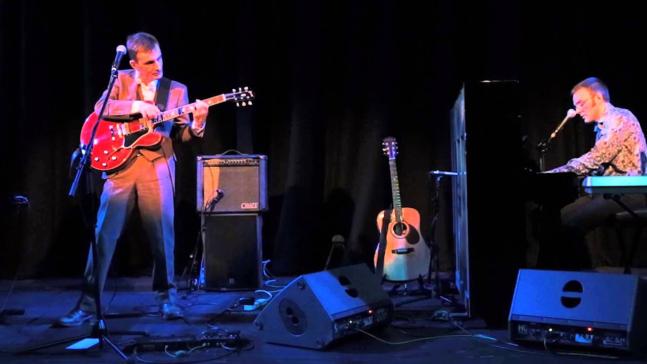 Stars In Battledress - Doing Well (Live)