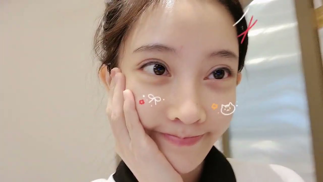 馮提莫 20221118~(1/4)：吃中飯了嗎？
