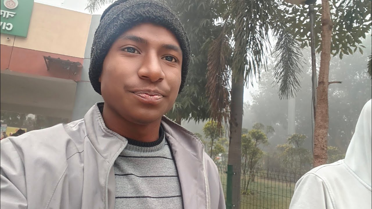 “Ghoomne Aaya Tha Aur Tabiyat Kharab Ho Gayi 😷 | Civil Hospital Vlog With Friend”