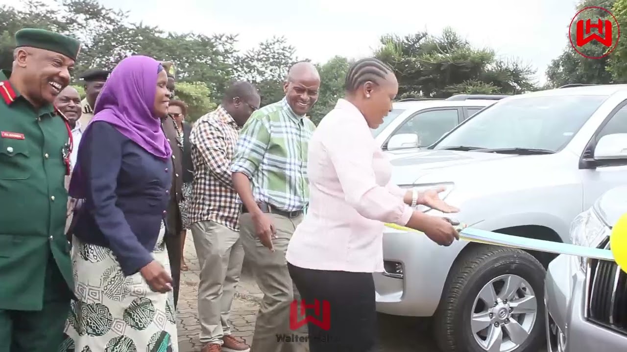 WAKUU WA WILAYA ZA MANYARA WAPATA MAGARI MAPYA, RC SENDIGA ASISITIZA YAKAFANYE KAZI.