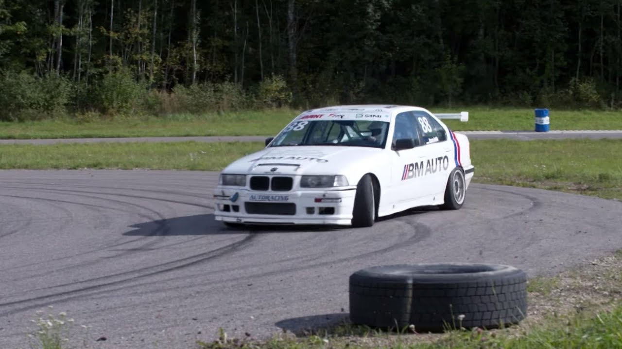 Odwiedziliśmy tor wyścigowy w Estonii, na którym ścigają się fanatycy tuningu! #Wypad_z_Kraju