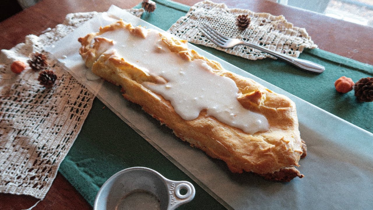Norwegian Coffee Cake | Traditional Oslo Kringle