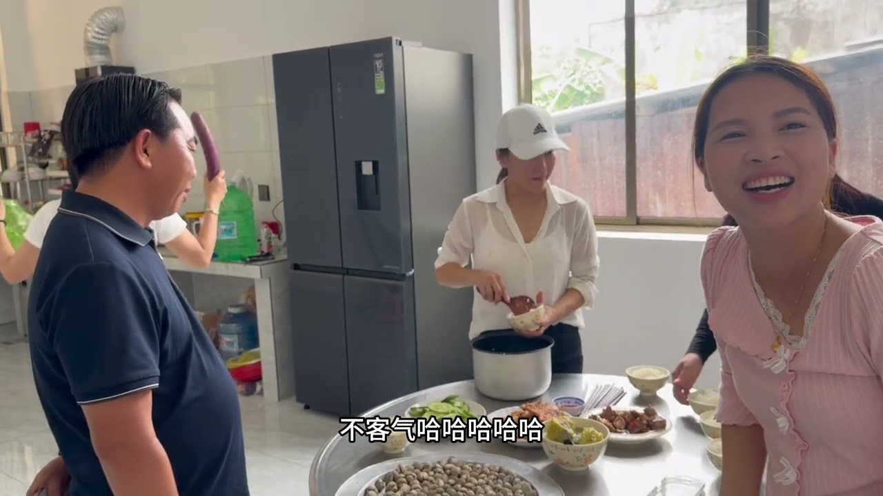 给越南老丈人建的码头准备回填土，一方14快，值得吗？