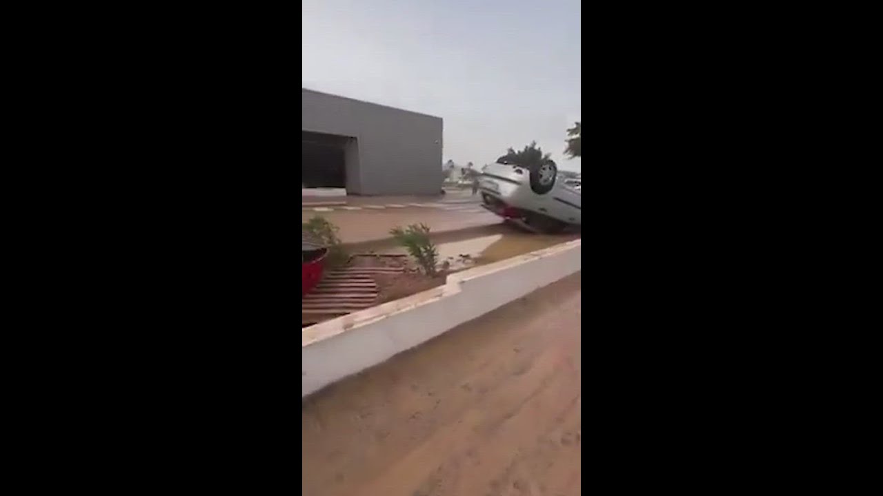 LAMENTABLES EPISODIOS de SAQUEOS en VALENCIA tras la DANA
