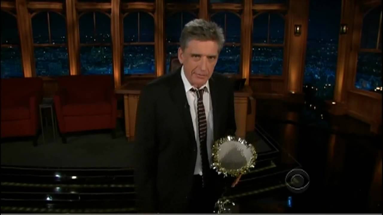Craig Ferguson Intro 5/21/10 with his Magic Hat!