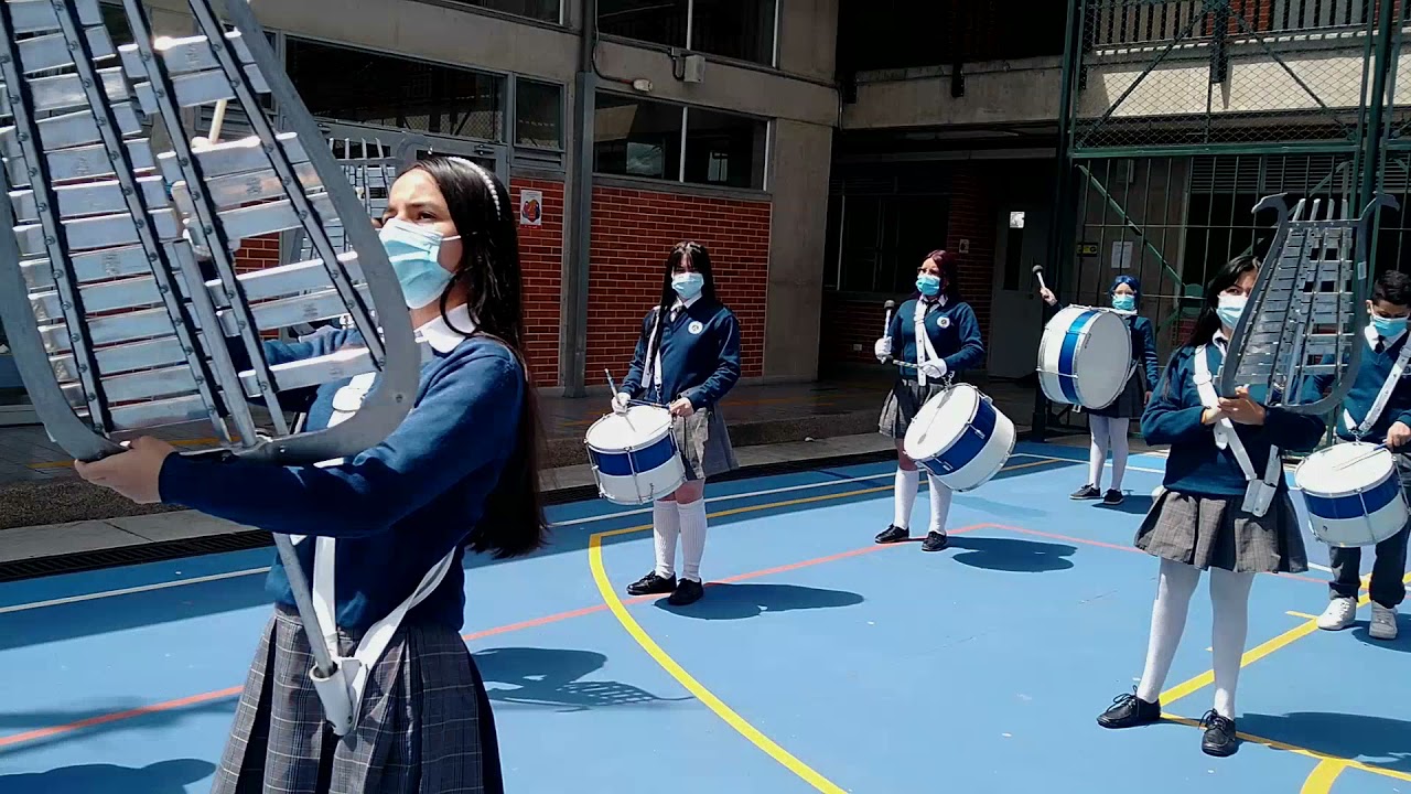 HIMNO NACIONAL DE COLOMBIA BANDA MARCIAL COLEGIO NUEVO CHILE