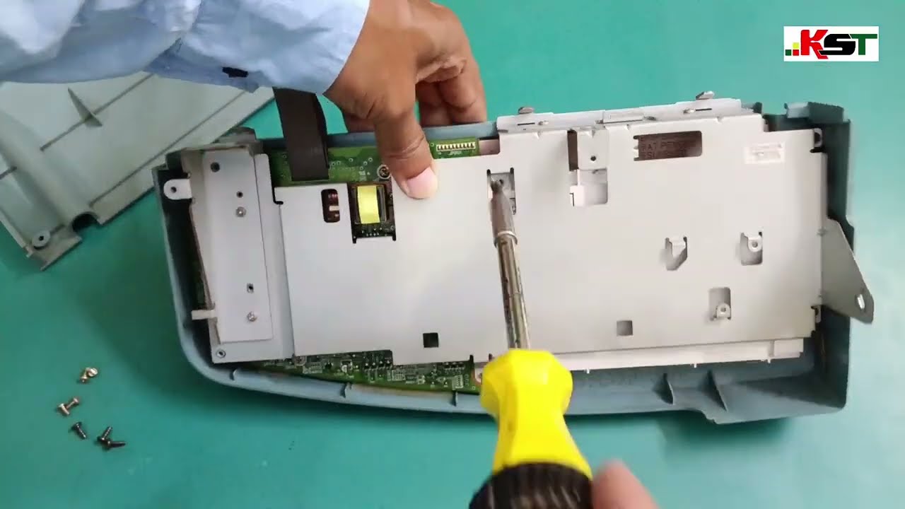 How to Solve Canon iR 3300 Display Blinking Problem 