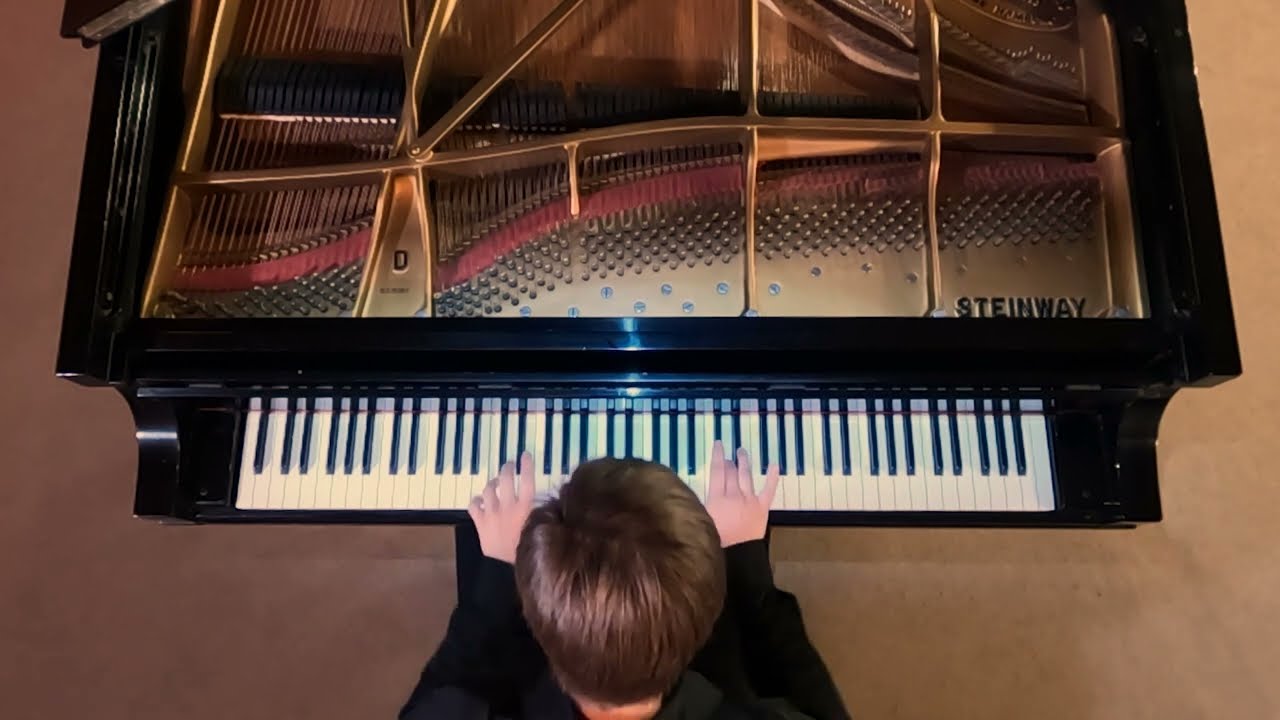 Schumann Carnaval de Viena op. 16. Rachmaninoff Sonata n. 1 op. 28. Estefan Iatcekiw, piano