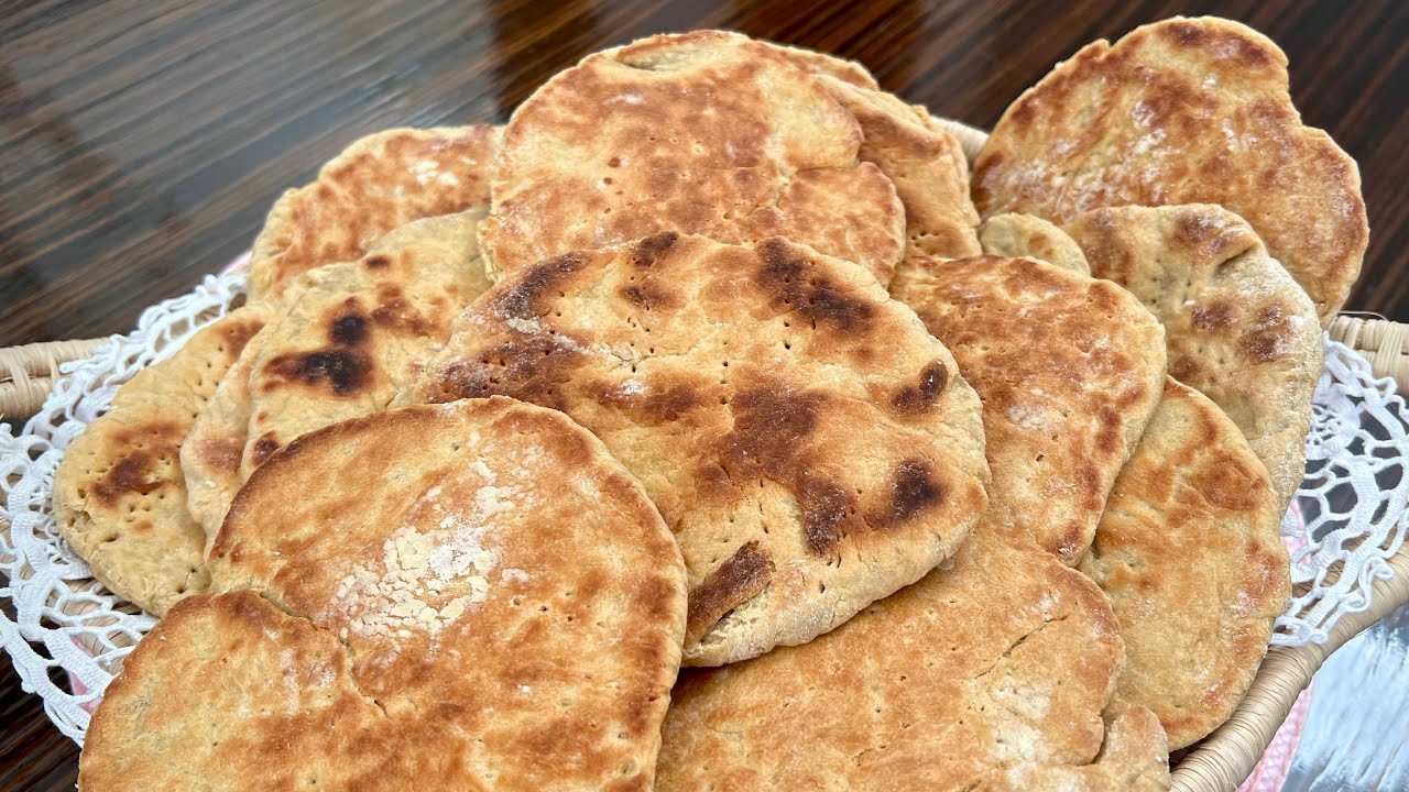Cómo Hacer AREPAS DE HARINA DE TRIGO CON PANELA ! NORTESANTANDEREANAS - Clau y Canela