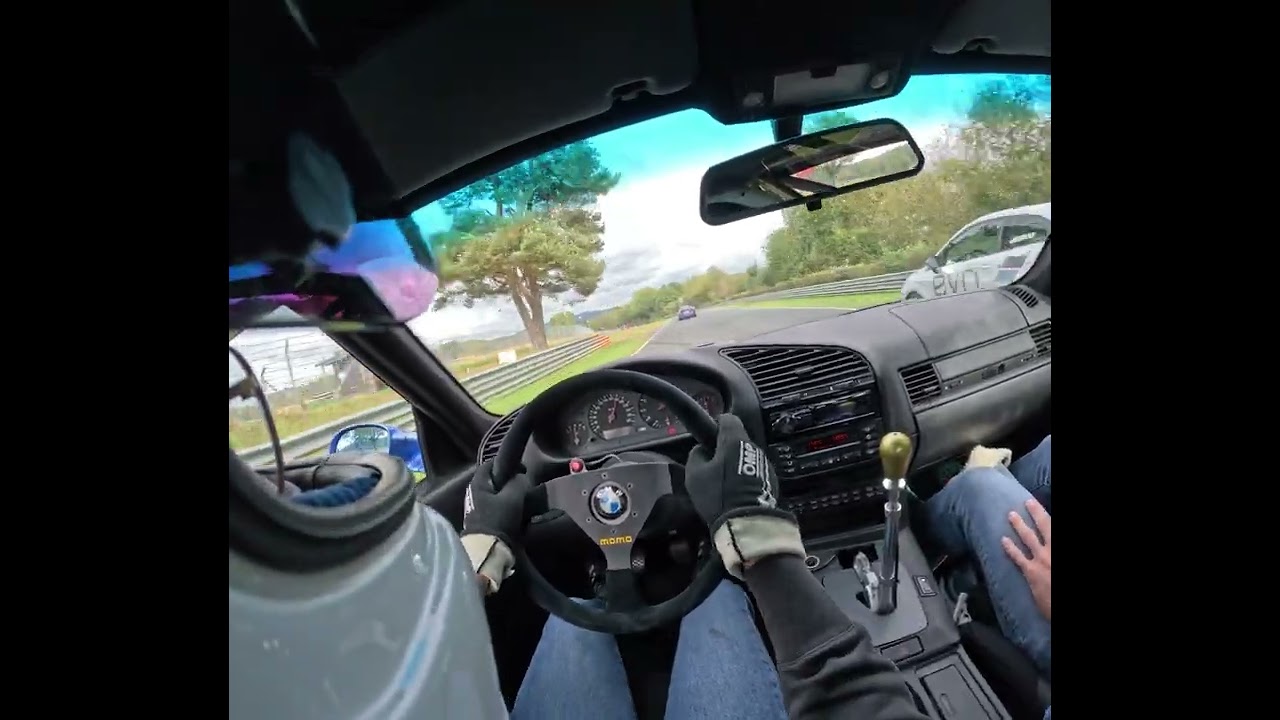 M3 E36 Aléatoire  vs M4 CS F82 24/7 Performance - Nürburgring
