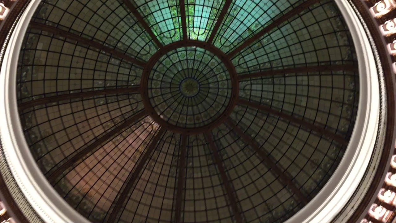 The Nicest Grocery Store in the WORLD - Heinen's Downtown Cleveland.
