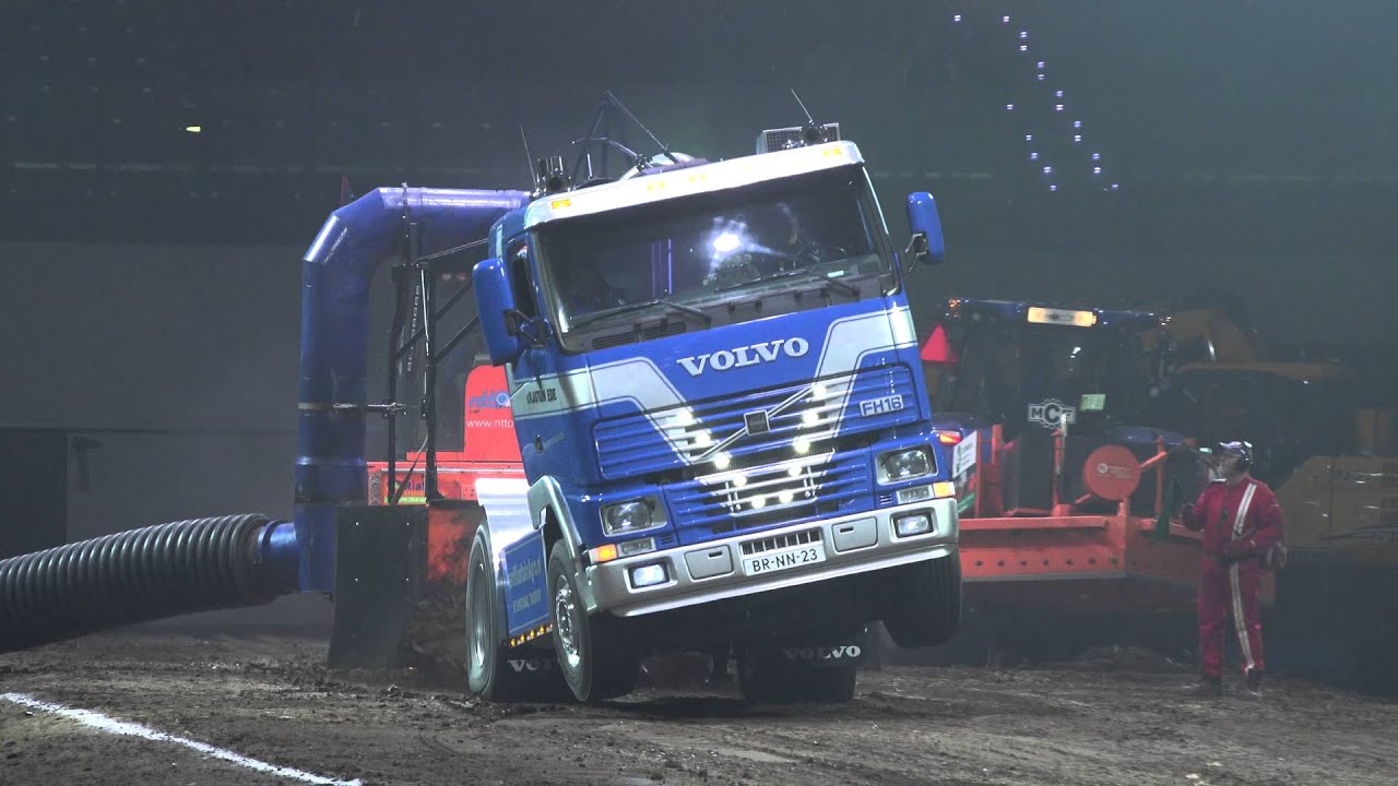 Volvo Truck @ European Superpull Rotterdam Ahoy indoor 2016 by MrJo