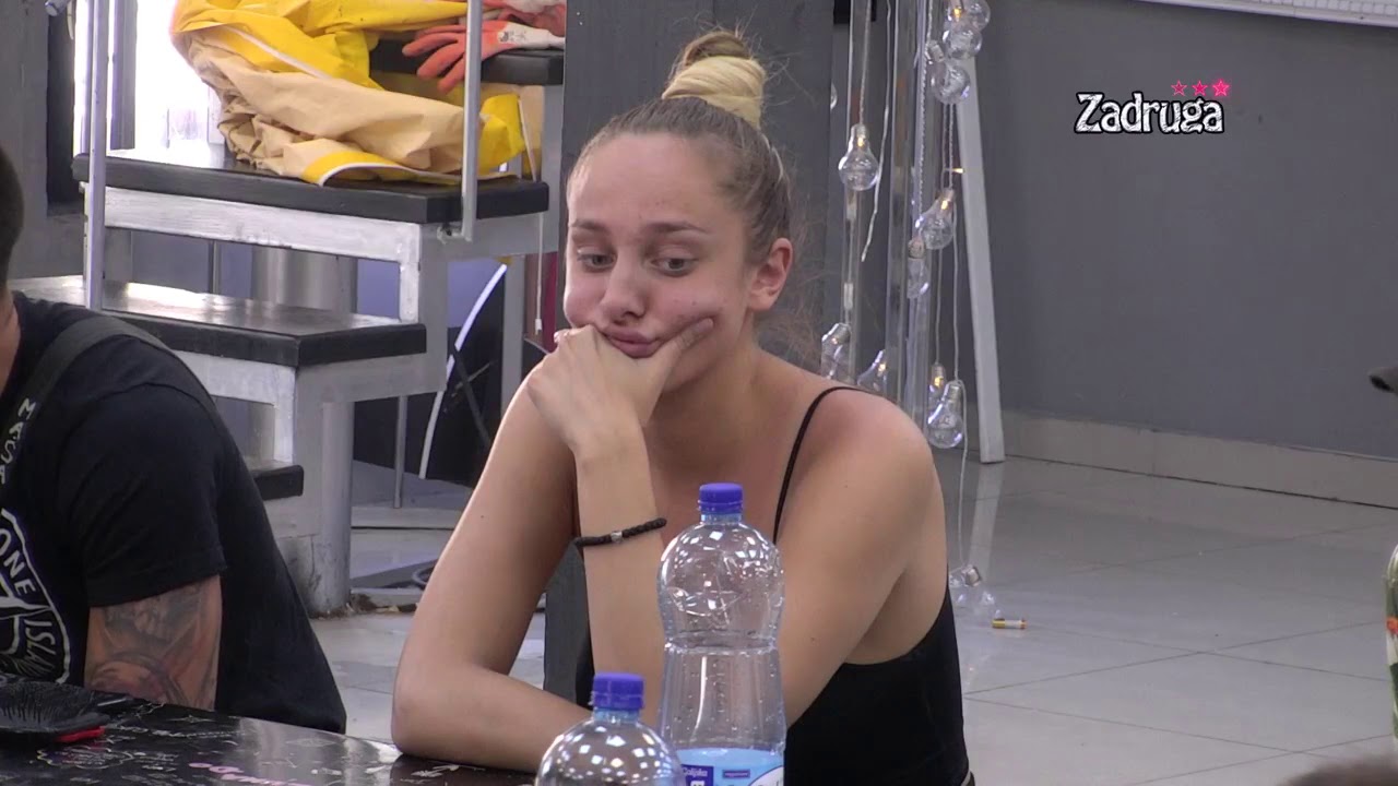 Zadruga 3 - Anabela skočila na Lunu preko stola - 17.04.2020.
