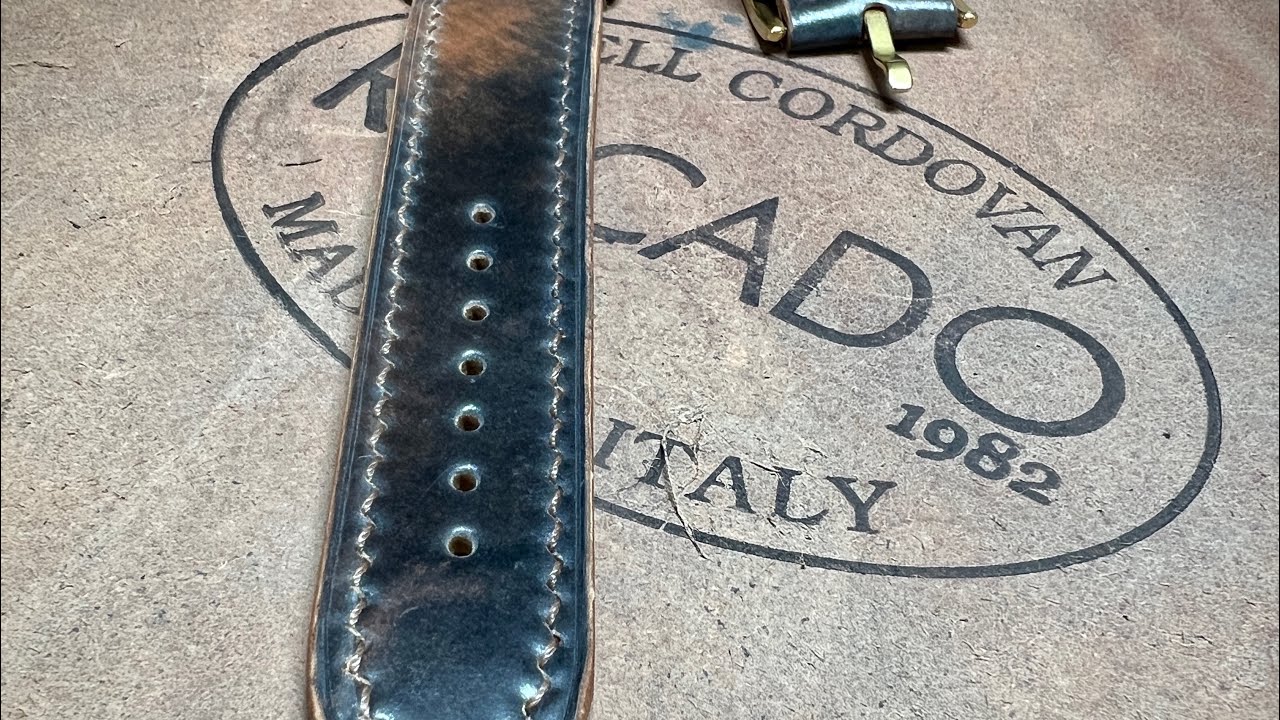 Сделал ремешок для Apple Watch из премиальной кожи - Shell Cordovan, Zermatt
