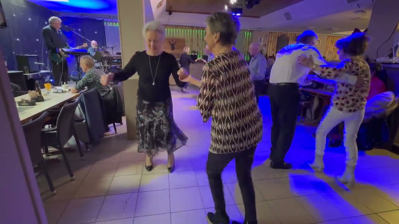 DansNamiddag in Bistro Het Anker te Middelkerke 10april 2023