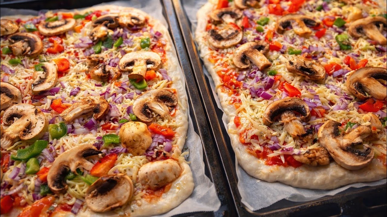 the best tasting yummy homemade pizza 🍕 #trendviral #trend pizza #food with lovers #youtubecooking