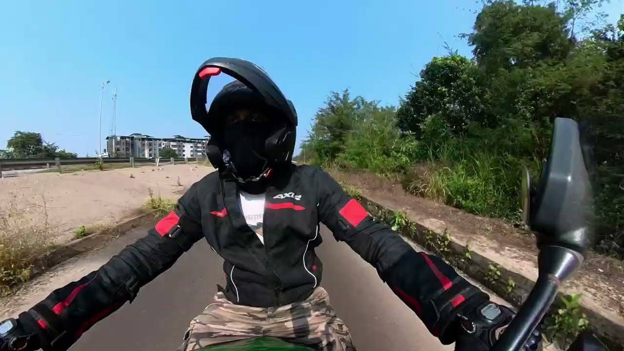 Mumbai to Malvan Konkan Ride Bike Rider on Kawasaki Versus 650