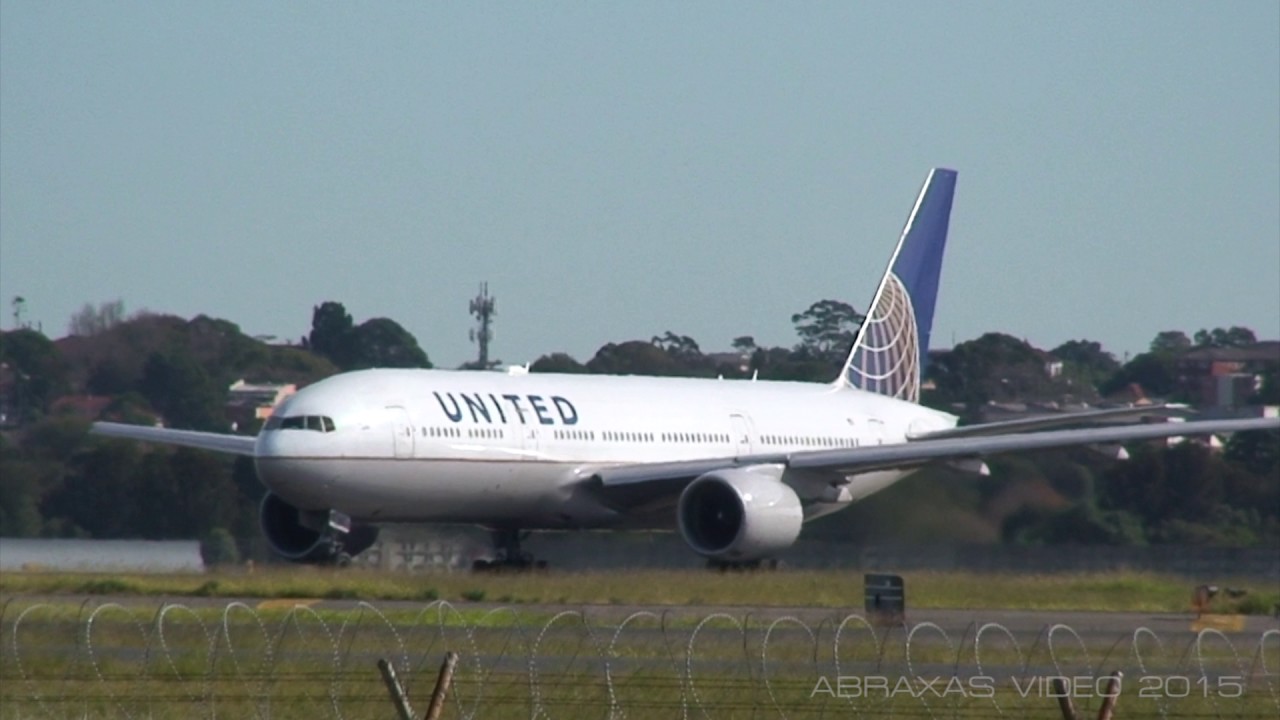 United 777-222/ER [N206UA] - Departure from Sydney