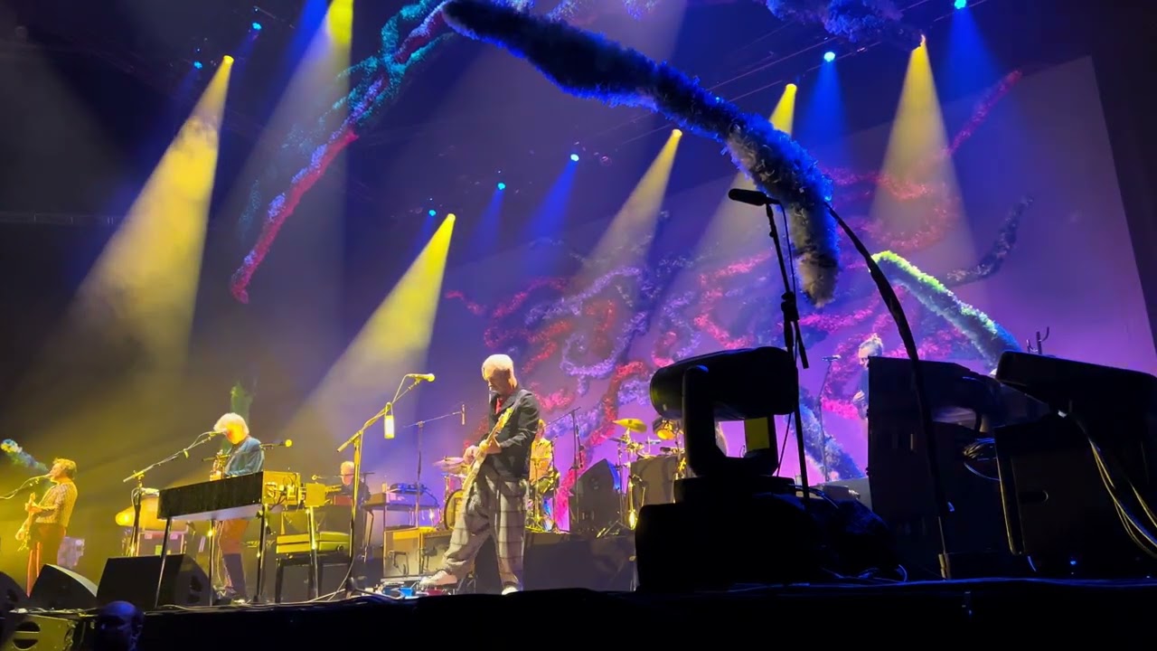 The Howl: Crowded House LIVE, Madrid, ES, 27/10/2024