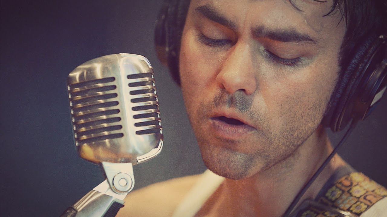 Shakey Graves | Bully's Lament, Live at KUT Austin (Original Post)