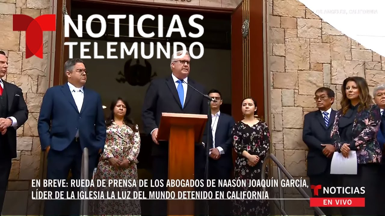 EN VIVO: Rueda de prensa de los abogados de Naasón Joaquín García | Noticias Telemundo