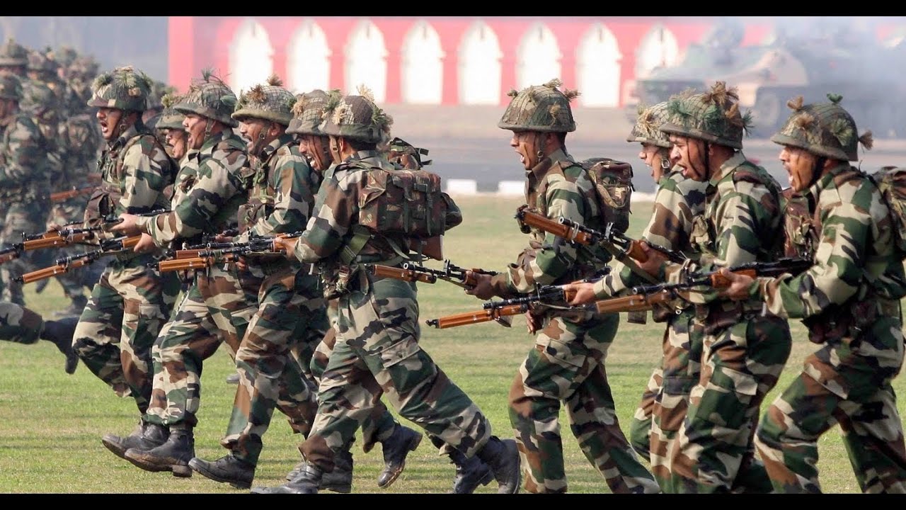 Indian Patriotic song :Hum Rahi Hain -Hum ...with Lyrics -Tara ram pam ,by Avinash Kumar Mathur