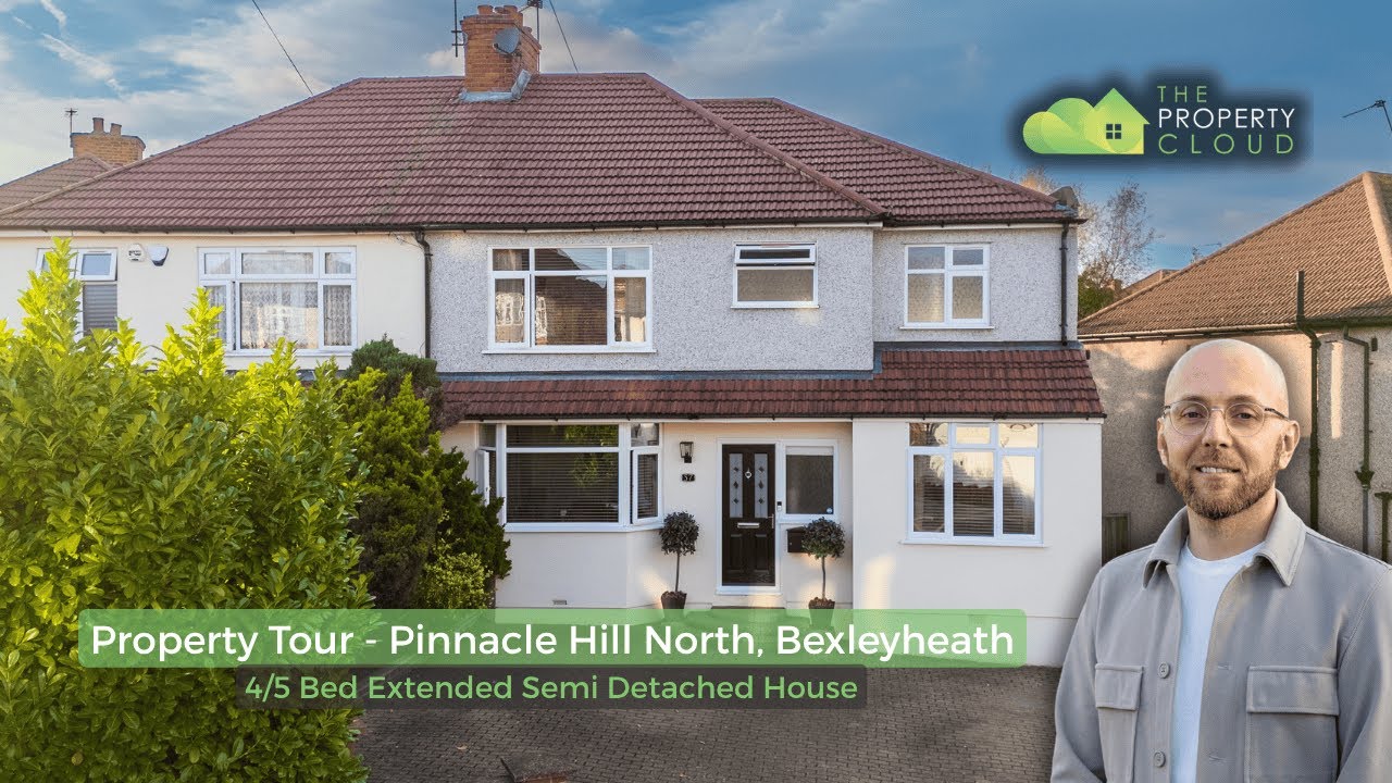 Extended 4/5 Bed Near Barnehurst Station | Big Kitchen-Diner, Driveway & Home Office Space | DA7
