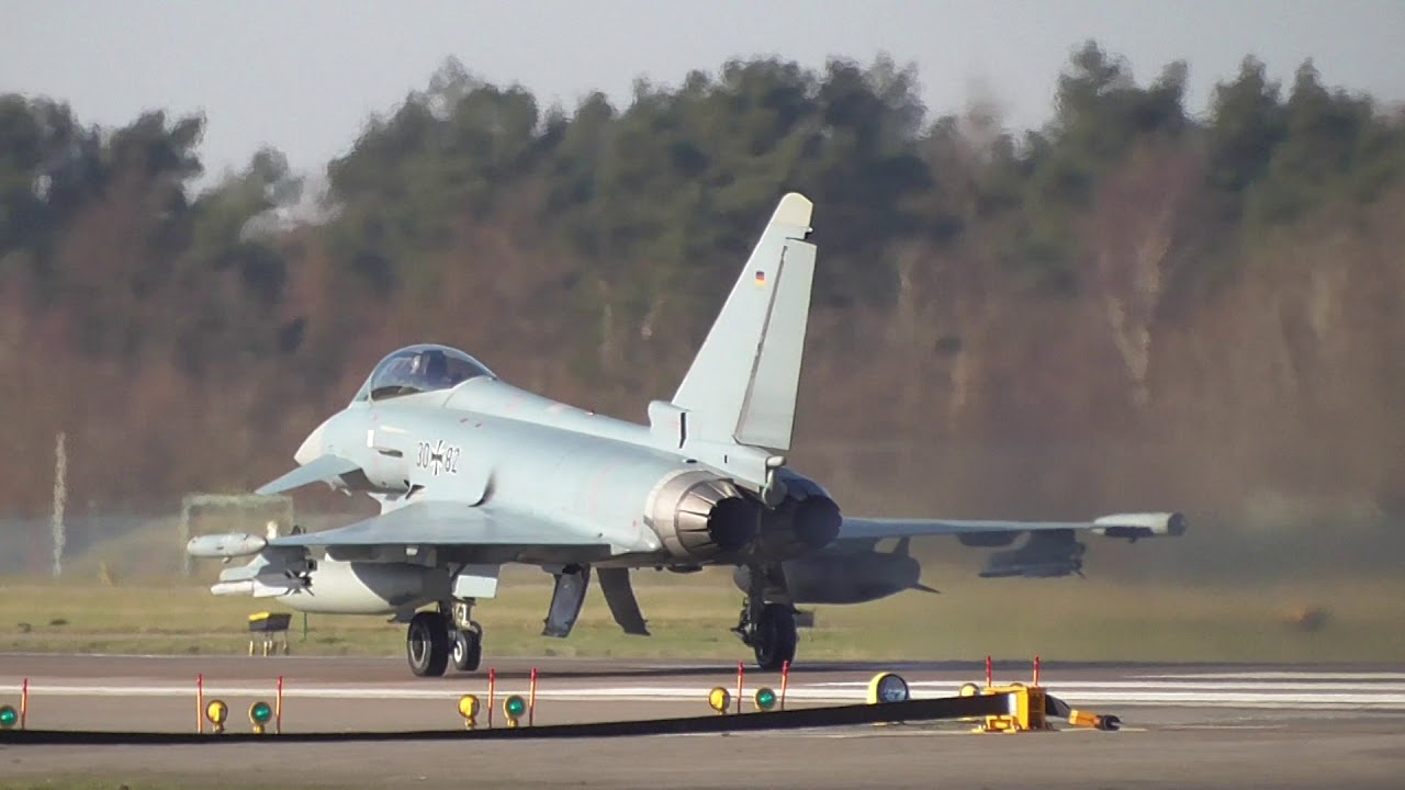 Alarmrotte Wittmund senkrecht in den Himmel