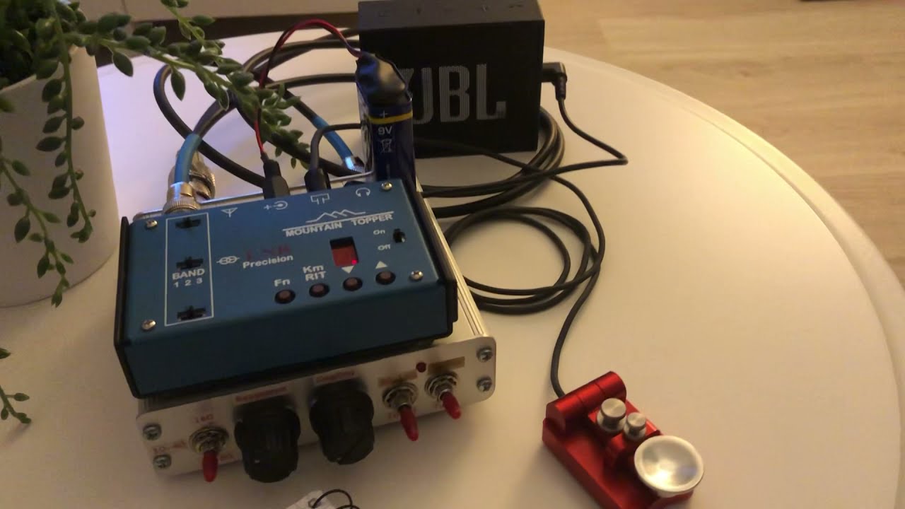 QRP Indoor. QSO CW