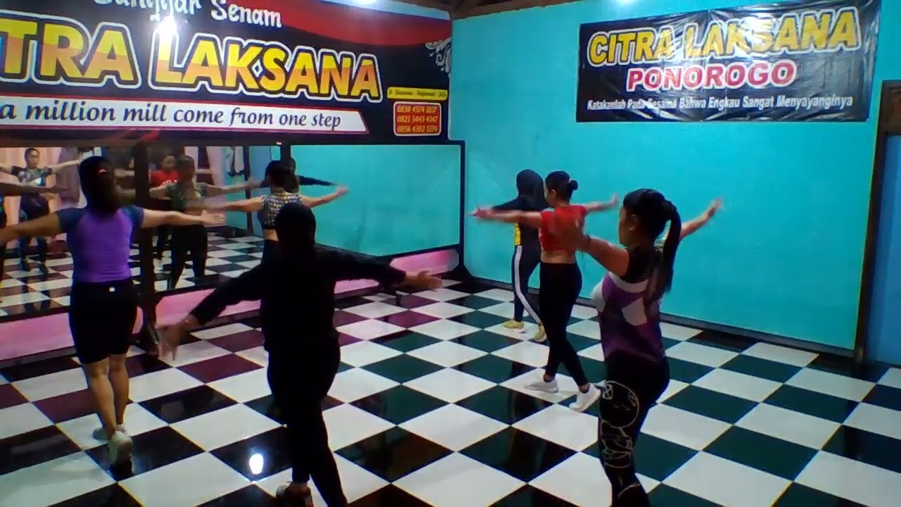 Aerobik kamis sanggar 091025