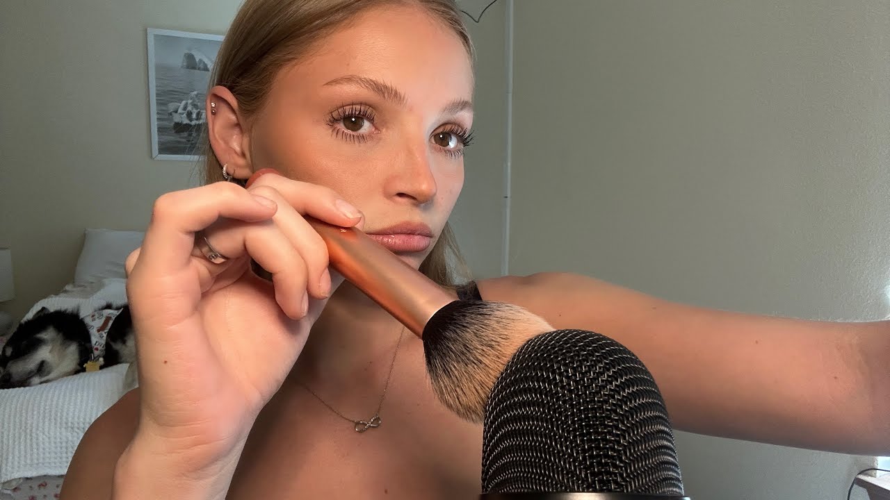 ASMR Haul (up close whisper, tapping and scratching)