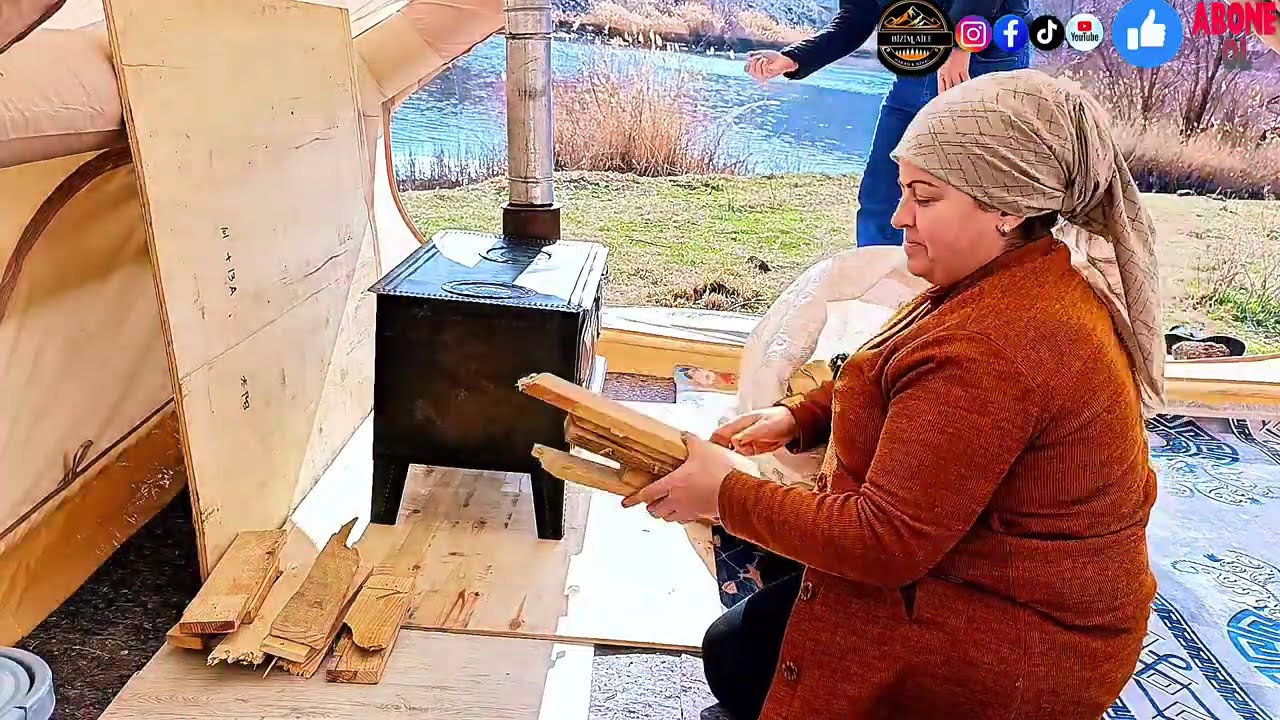 Мы ели сухур под вой волков.