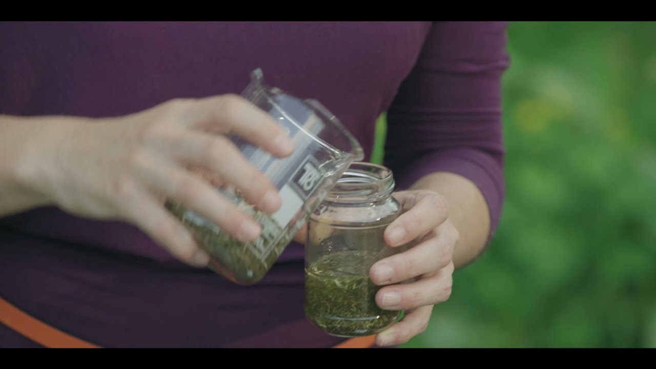 Kruidenbereidingen: Keelspray en tinctuur