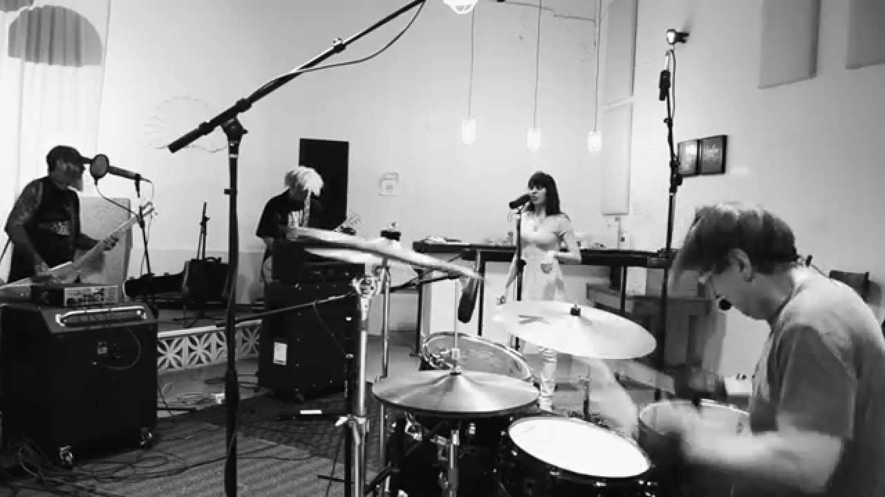 Melvins feat. Teri Gender Bender - Rebel Girl - Almost Live from Joyful Noise