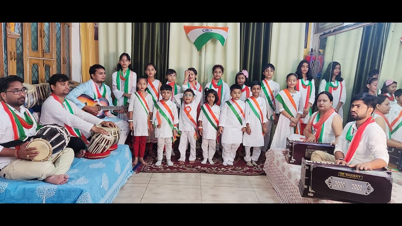 Patriotic Group Song by Sangam Kala Sansthan || Apni Dharti Apna Amber