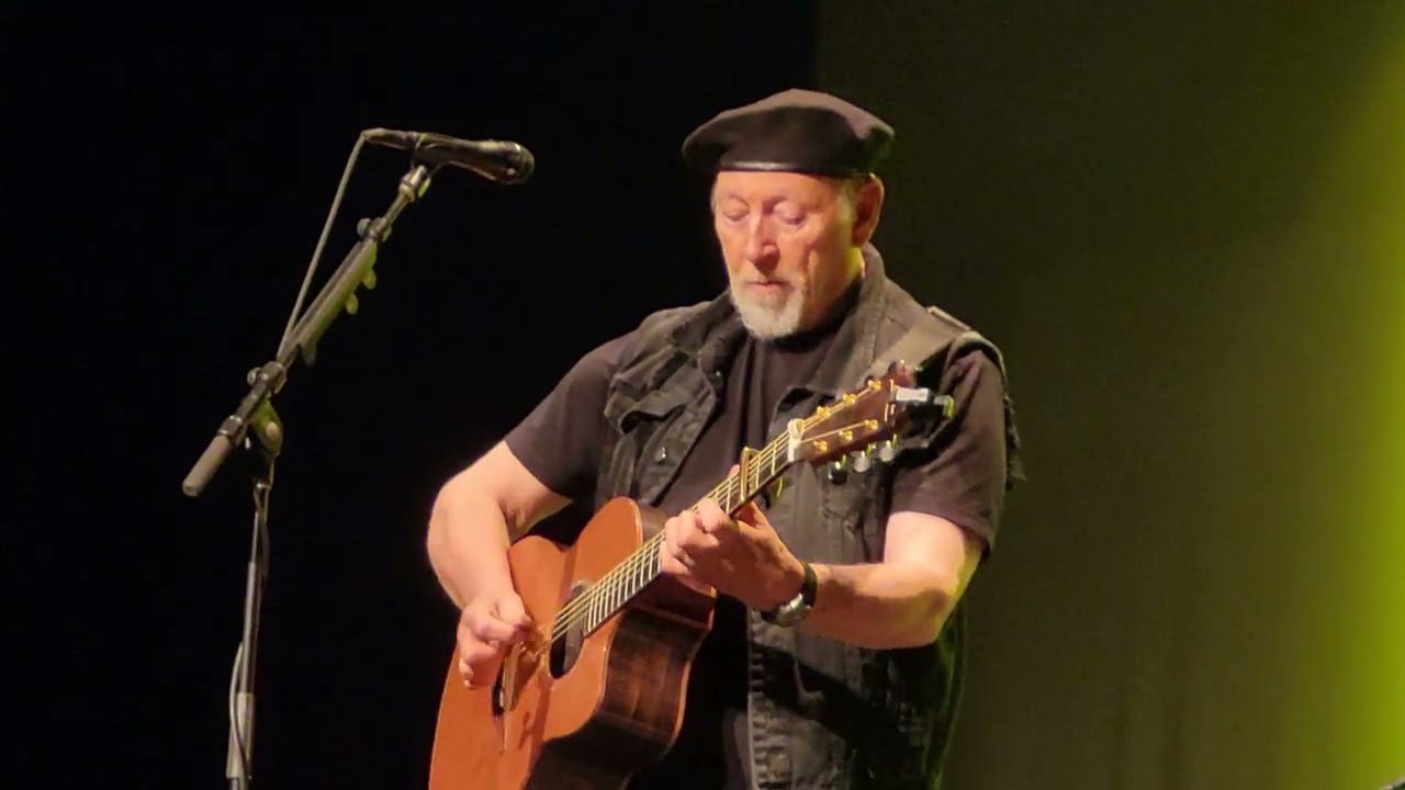 Richard Thompson - Beeswing - 10/19/24 - Dennis Flyer Theater, Blackwood, NJ