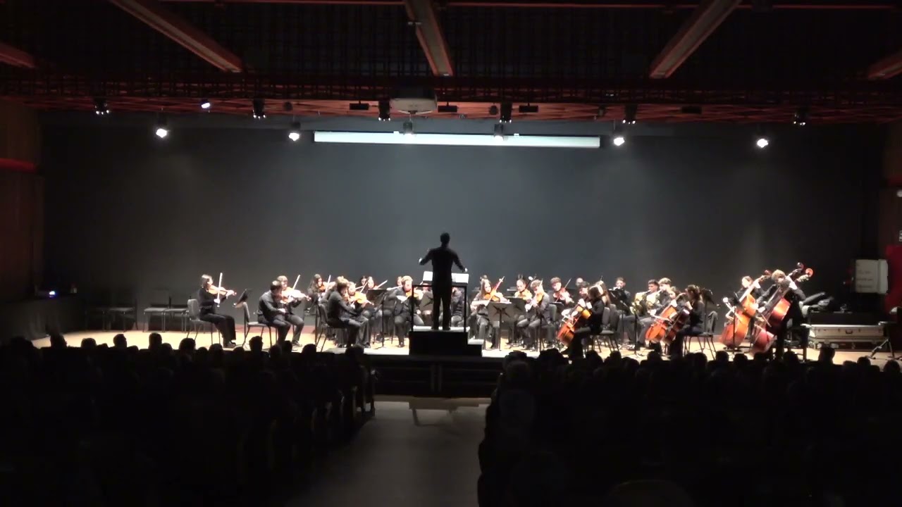 OSC (CSM Manuel Castillo / Univ. Sevilla): Prog. Mozart. Dir. Juan García, Solista (Fg) Irene Pérez
