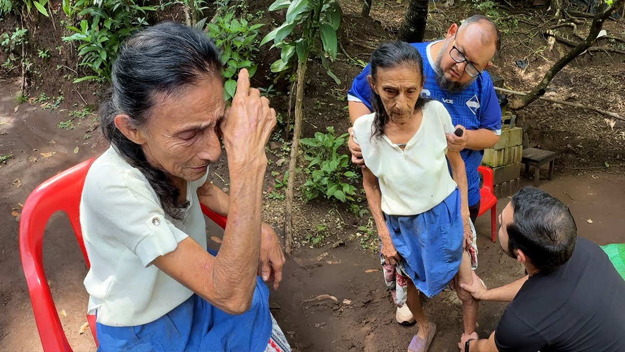 La abuela llor&oacute; con el Ortopeda 