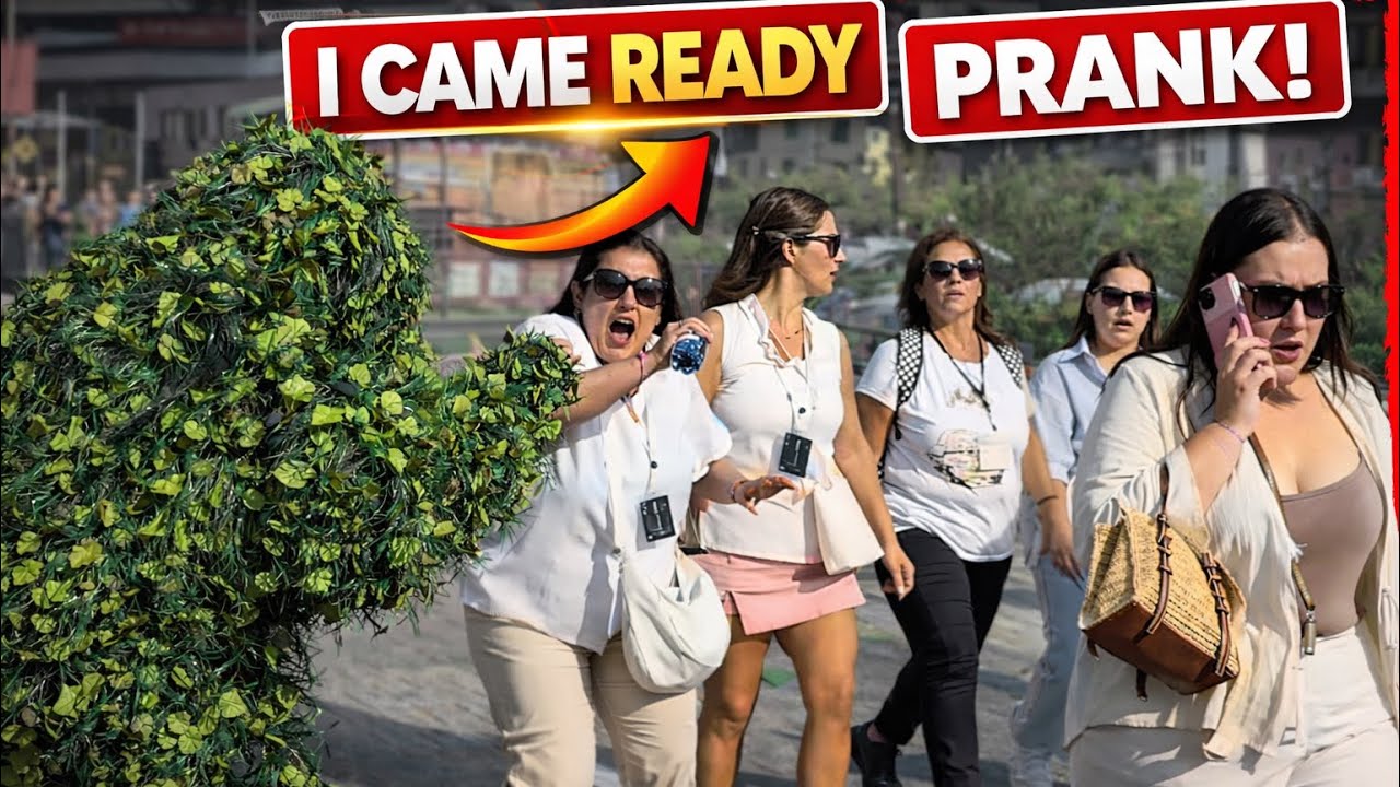 Bushman prank: You really have to stay alert 👀🌿#BushmanPrank #UrbanPrank #ViralPrank