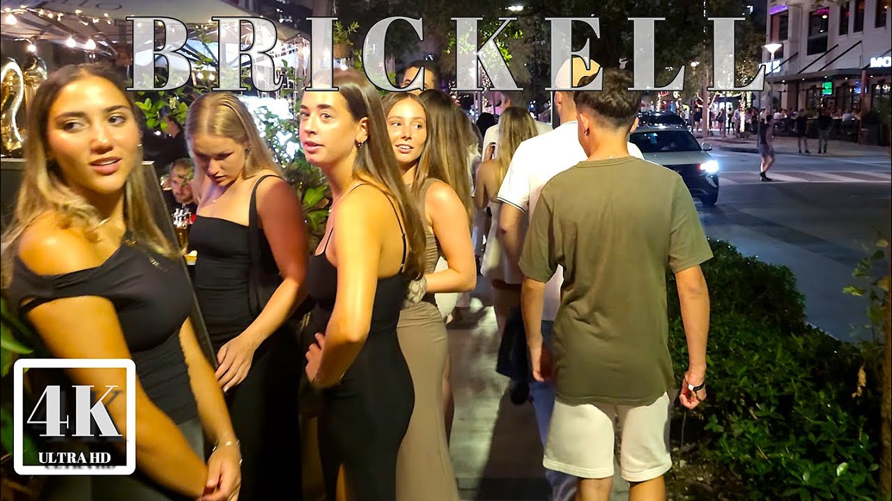 NIGHT WALK IN BRICKELL MIAMI, STUNNING CITY LIGHTS & SKYLINE 4K 60FPS UHD FLORIDA USA