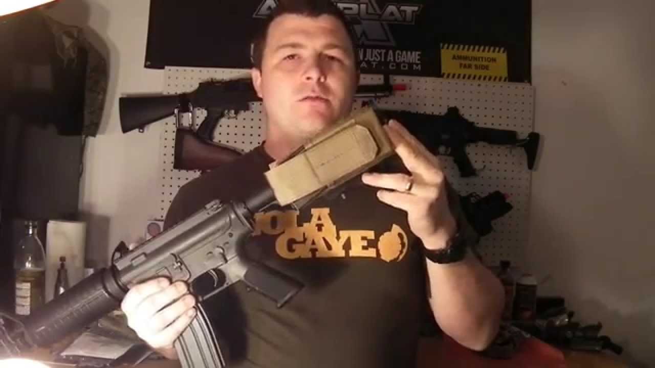 BLACKHAWK retractable stock M4 mag pouch - Review
