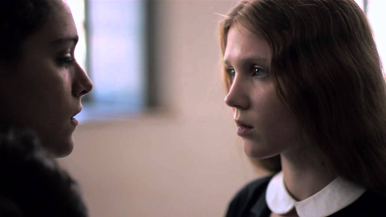 THE CAPSULE (2012) / directed by Athina Rachel Tsangari / official trailer