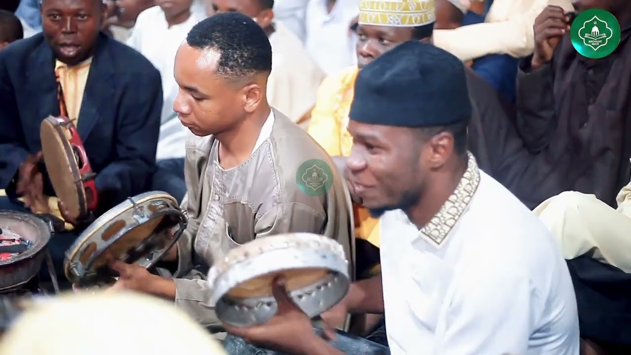 MADRASAT JIHAD utulivu, hisia na burudani  vyote vimebebwa ndani ya maqam bayyat