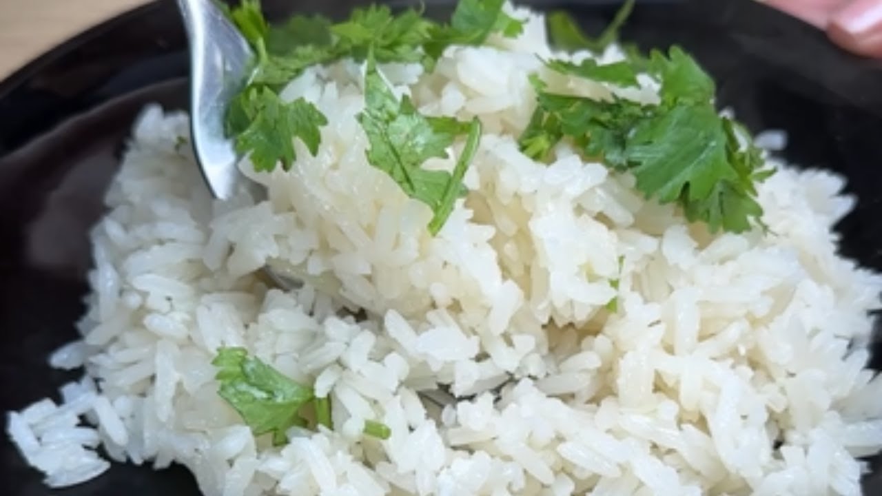 Arroz, ahora solo así: fácil y rápido en la freidora de aire!