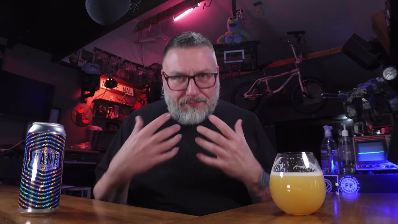 Обзор пива Massive Beer Review 4752 Kane Brewing Party Wave Hazie Double IPA