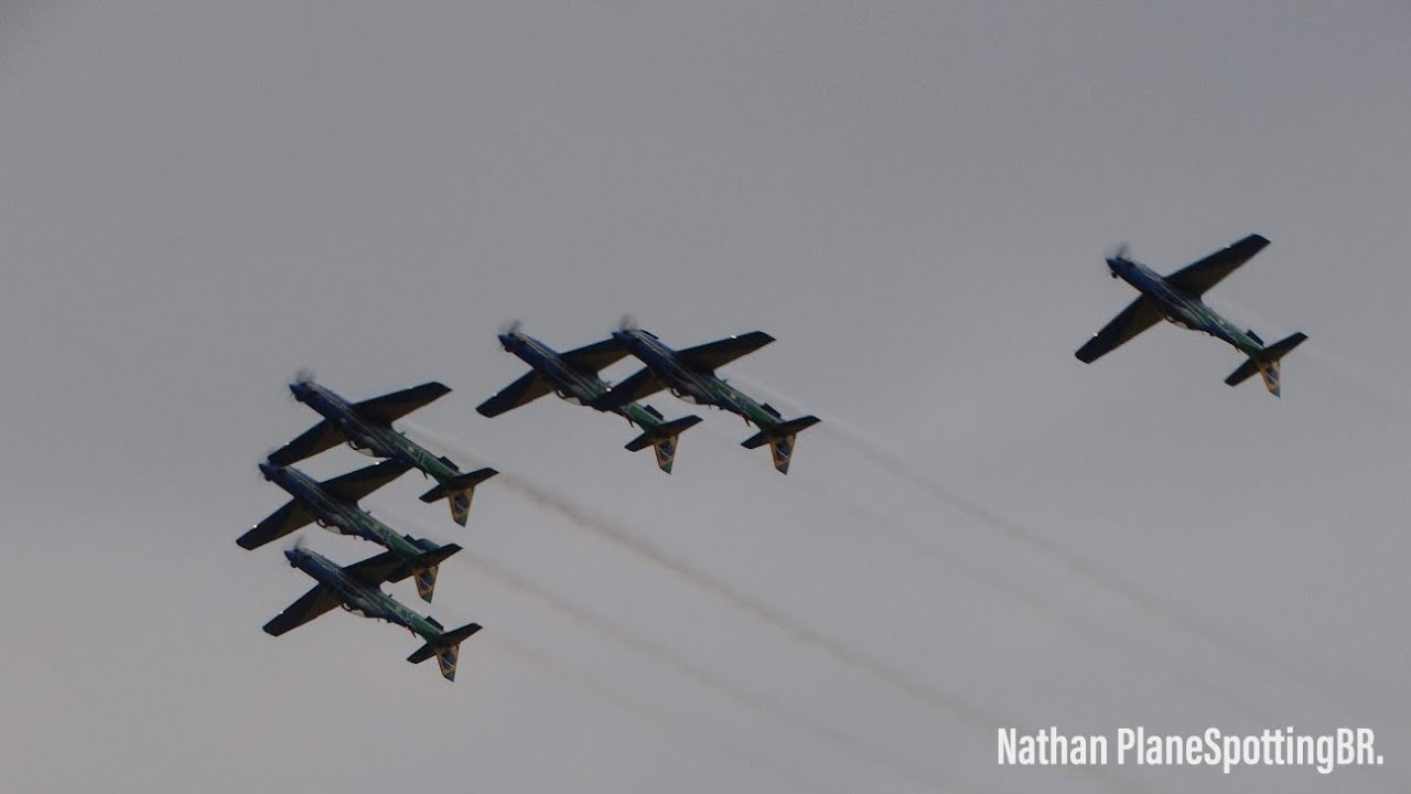 Musal Airshow 2019: Apresentação completa da Esquadrilha da Fumaça no Museu Aeroespacial, no RJ.