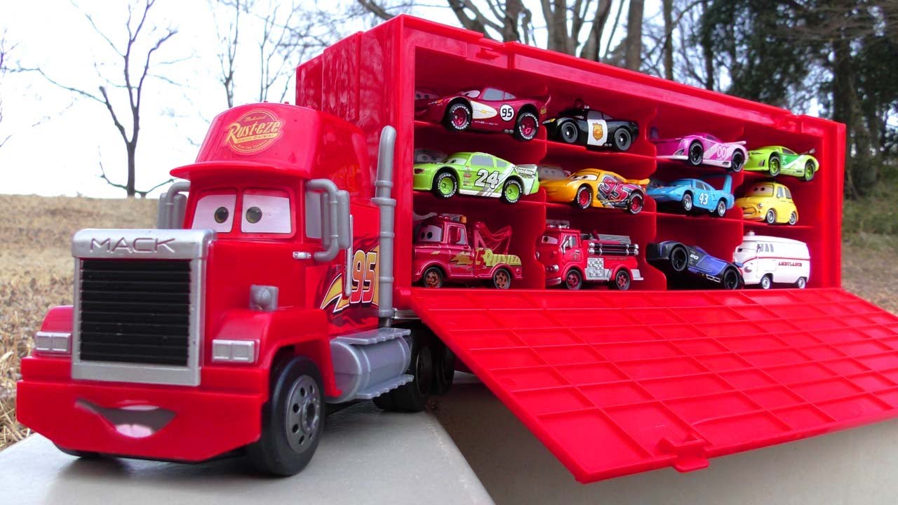 24 Tomica Disney Cars ☆ Hide and seek in the forest park ♪