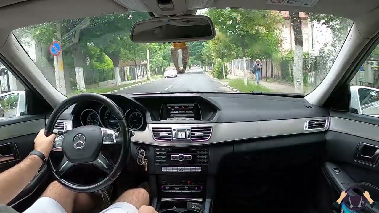 Mercedes-Benz W212 E-Class -- Day City Drive (POV)
